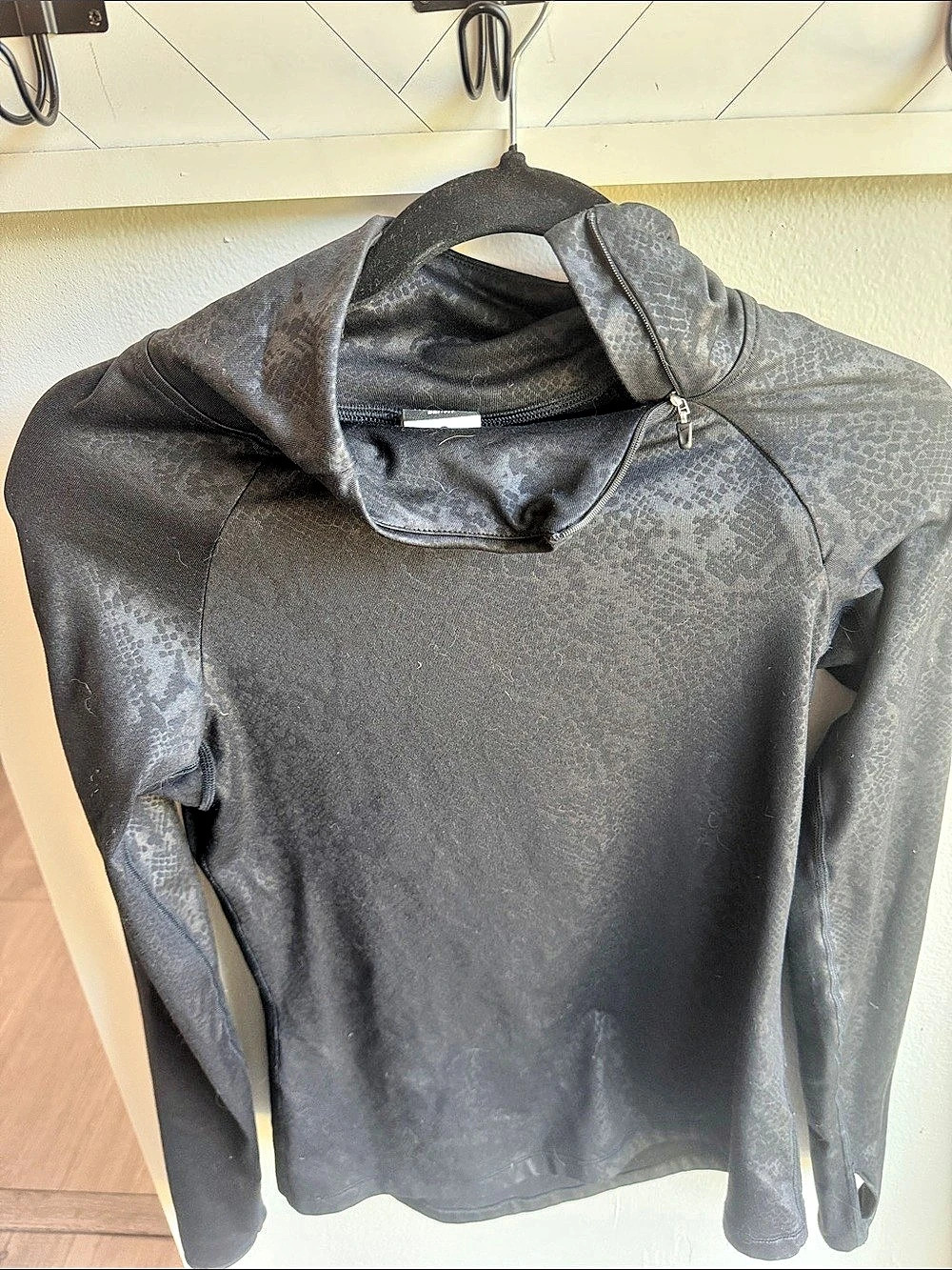 Nike Pro Dri-FIT Snake Print Long Sleeve Training Top Training Top Black Small